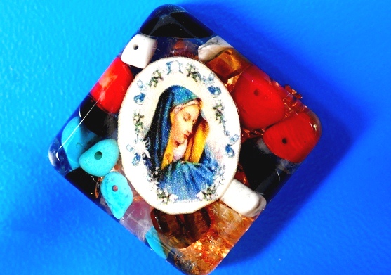 Pandantiv orgonic Maica Domnului